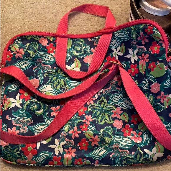 Lily Pulitzer Laptop Case! - Picture 3 of 4